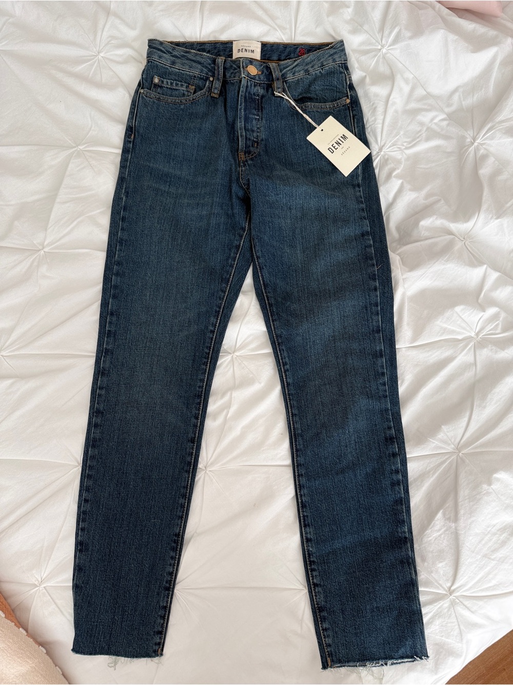 Sezane Brut Sexy Slim Straight Leg Jeans 26 Classic Parisian Glamour Denim NWT - Picture 2 of 10